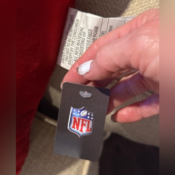 NWT Tampa Bay Bucs gnome holiday pillows. Set of 3. Burgundy soft plush 18x18” - Picture 3 of 12